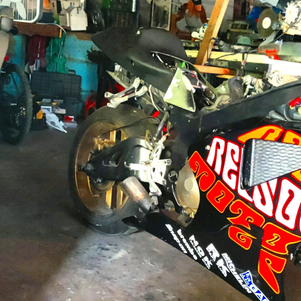 2005 Honda rc51 sp2 20003 miles